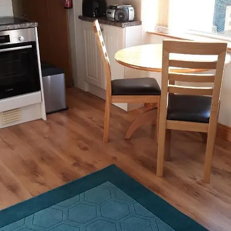 Little Burbank Apartmán *